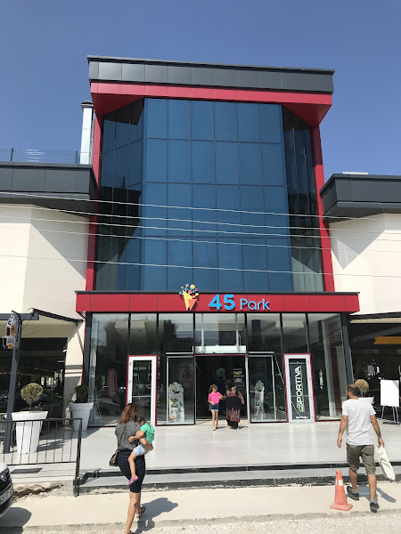 45 Park AVM