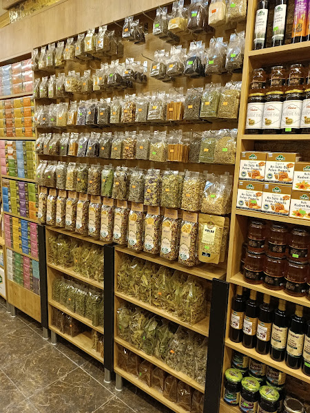 Aslı Aktar & Baharat