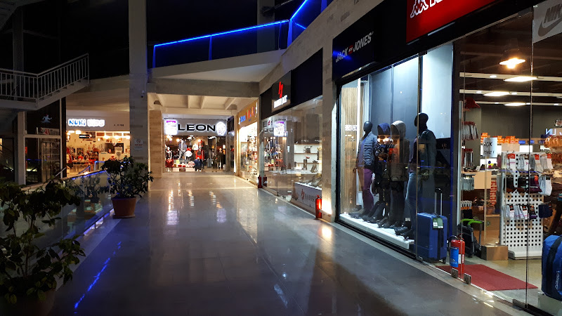 Karia Port Alışveriş Merkezi