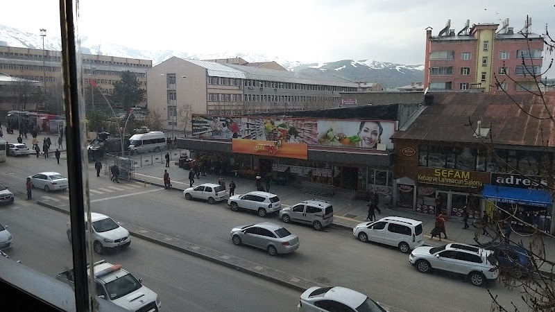 Mugi Hipermarket
