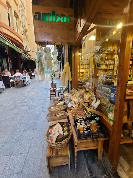 Nuhun Ambarı Organik Ve Aktari Ürünler ( Bio Store)