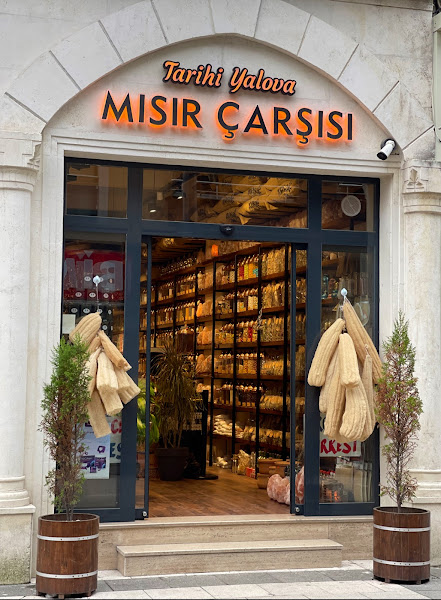 Tarihi Yalova Mısır Çarşısı