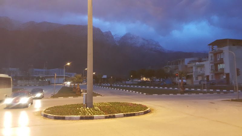 Toki 3 Alisveris Merkezi