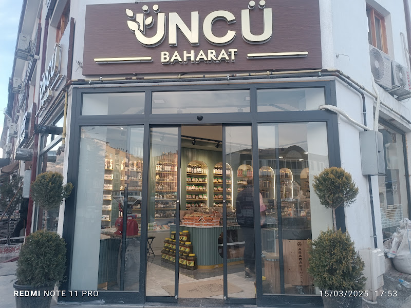 Üncü Baharat