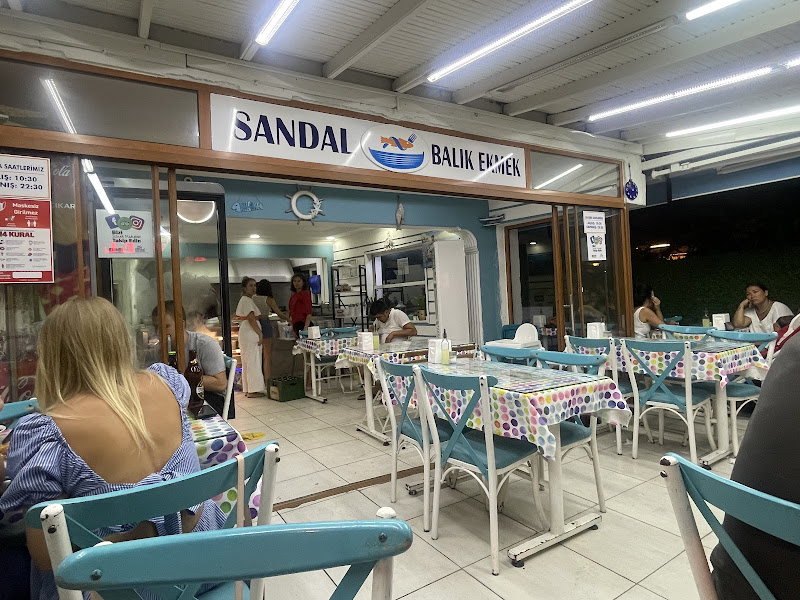 Akyaka'nın Meşhur Balık Restoranı » Sandal Balık Ekmek ®