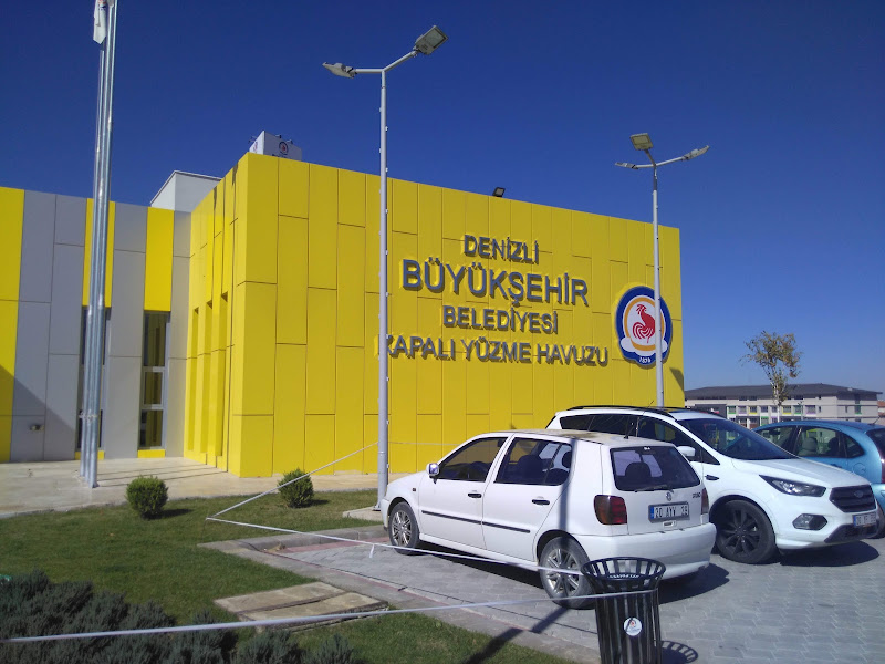 Atatürk Yüzme havuzu