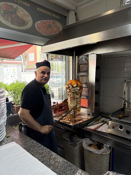 Avrupa Yakası Döner