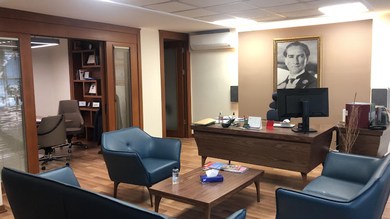 Avukat Hüseyin Utku Yamçici