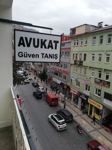 Avukat İrem Çetin Çimen