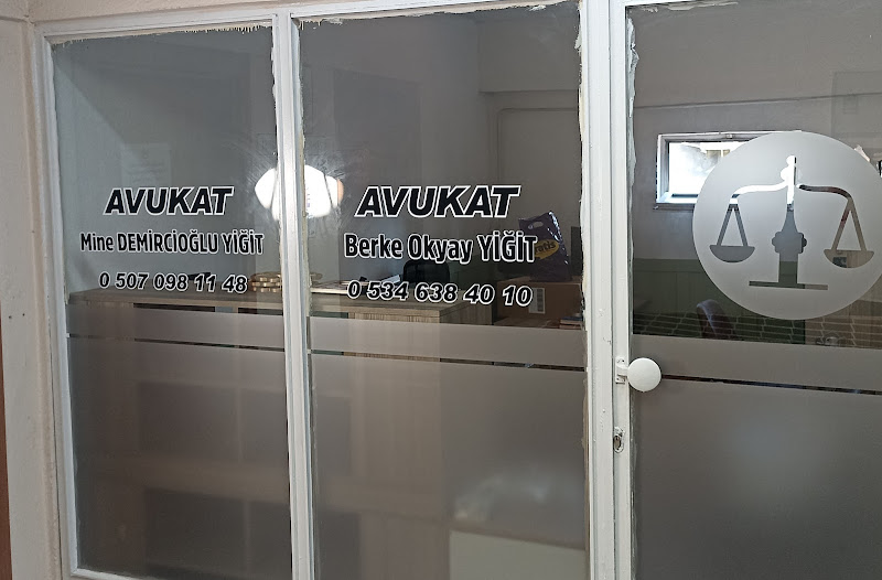 Avukat Zeynep Mehlika Topcu | Miras Hukuku-Aile Hukuku-Ceza Hukuku