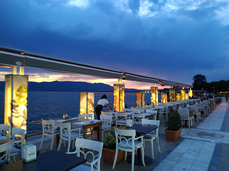 AYAKLIGÖL BalıkRestaurant
