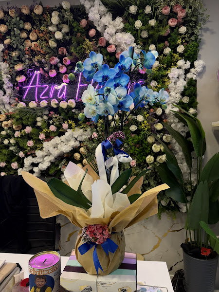 Azra Flowers ve çikolata Kocaeli İzmit Çiçek Siparişi Kocaeli Şehir Hastanesi Çiçek Gönderimi ve Umuttepe Çiçek Gönderimi
