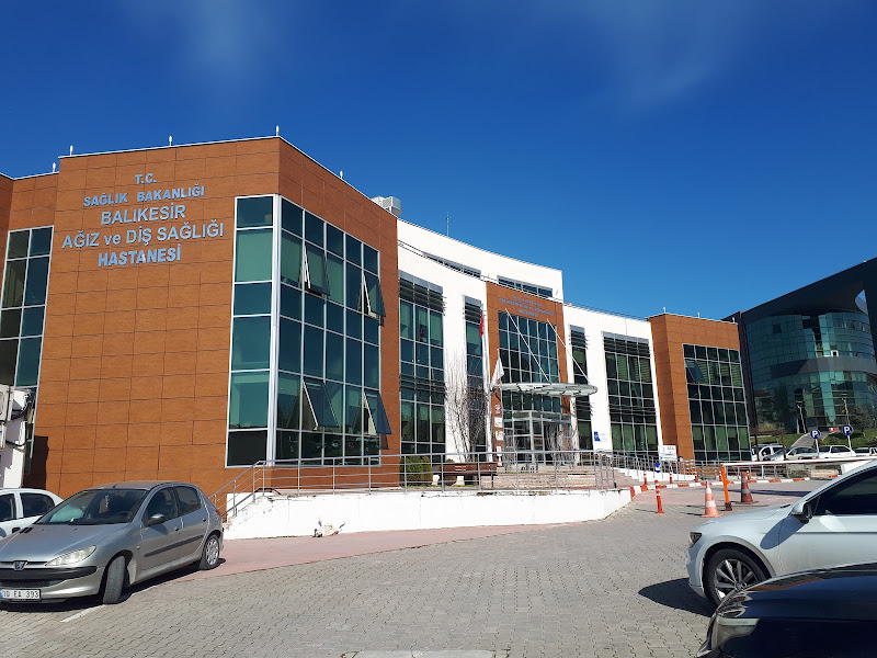 BALDENT AĞIZ VE DİŞ SAĞLIĞI POLİKLİNİĞİ PAŞAALANI ŞUBESİ