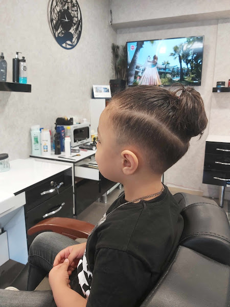 BARBER MEHMET HOROZ ERKEK KUAFÖRÜ