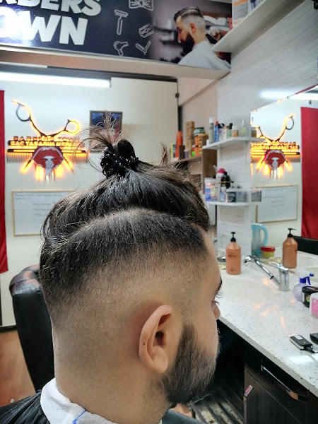 Barbers Town Saç Tasarım Merkezi