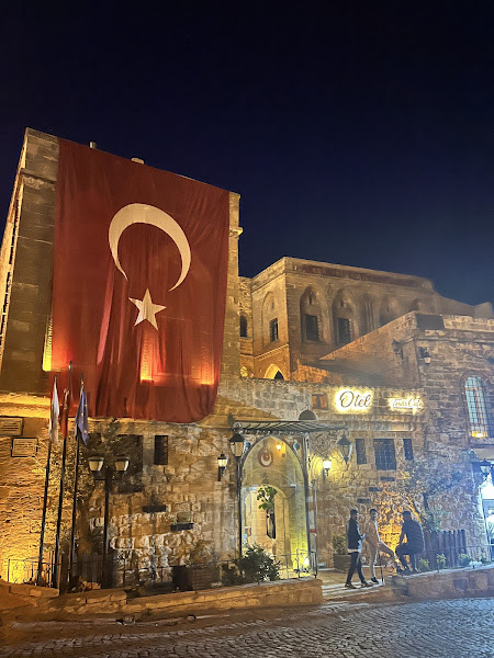 BAYRAKLAR TURİZM VE SEYAHAT ACENTASI