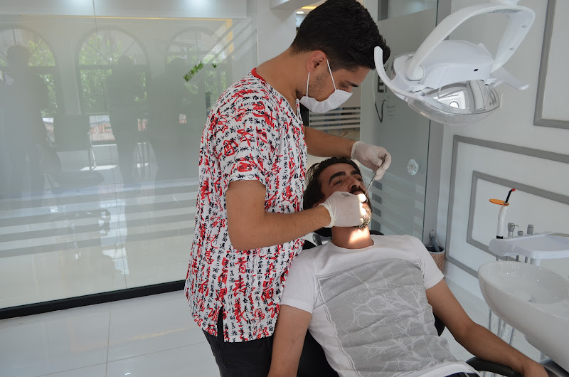 Beyaz Işık Emay Ağız ve Diş Sağlığı-Estetik ve Güzellik Merkezi Siirt