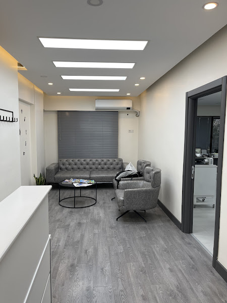 Beyaz Klinik Ağız ve Diş Sağlığı Hiz.Tic.Ltd.Şti