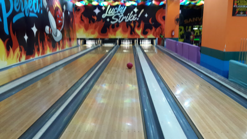 Bowling Oyun Eglence Alani