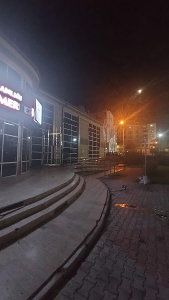 Burdur Gençlik ve Spor İl Müdürlüğü Kapalı Yüzme Havuzu