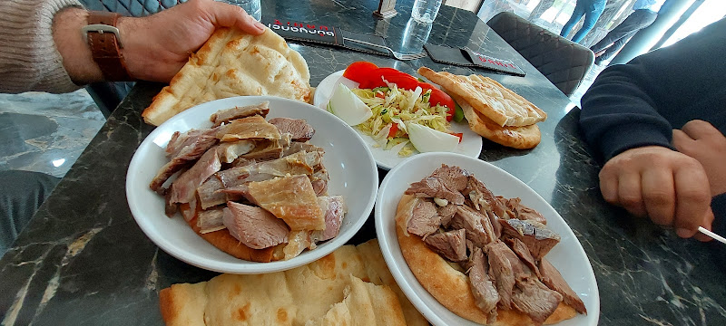Büryancı Vahit Usta Yeni Çarşı Şubesi