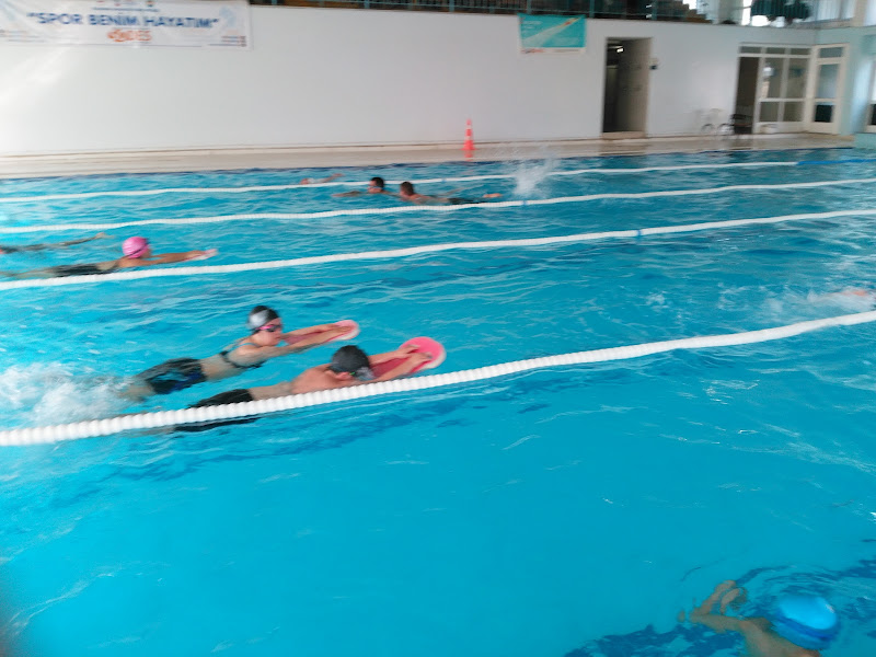 Büyükşehir Belediyesi Sofulu Yüzme Havuzu