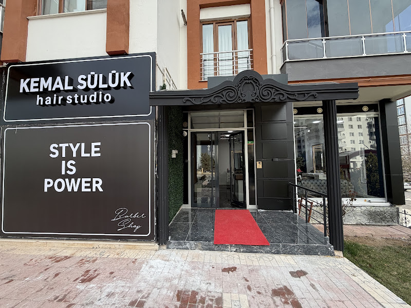 By Kemal Sülük Kuaför Salonu