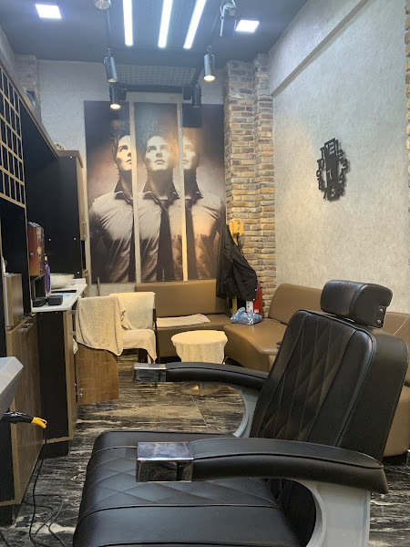 By Ömür Öz Barber’s Club