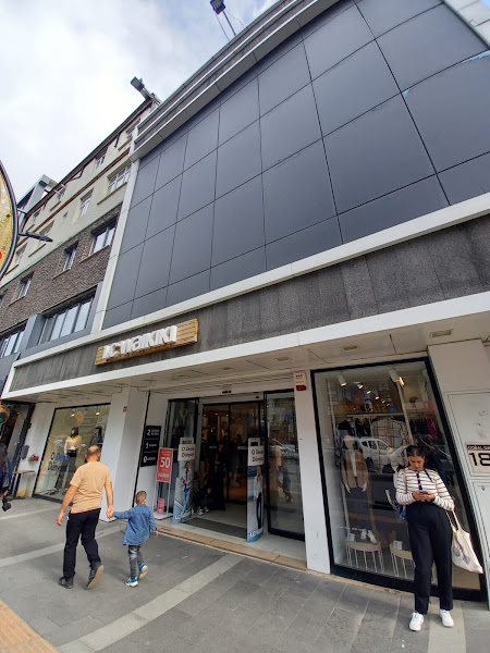 Cemal Ticaret Ayakkabi Terlik & Plastik Çeşitleri