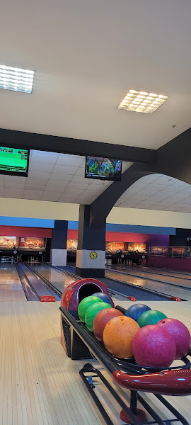 Cesenler Bowling Salonu