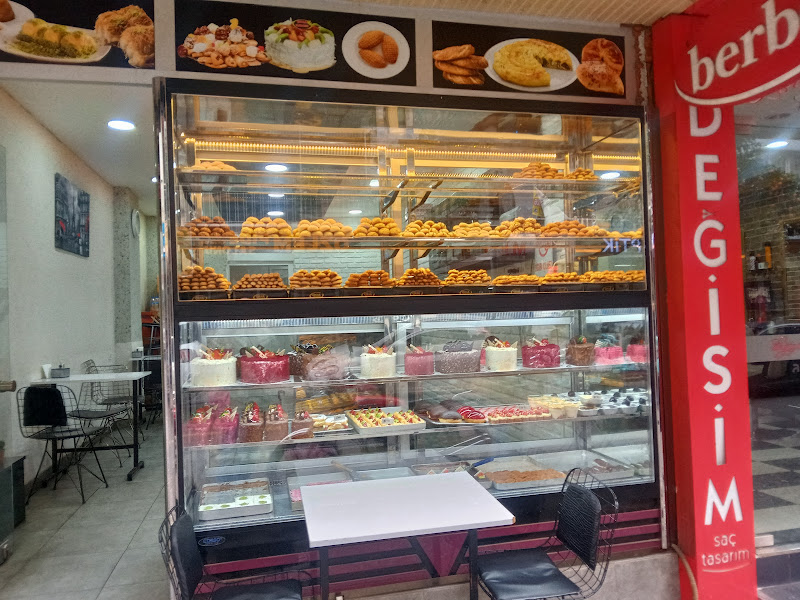 Çınar Pastanesi