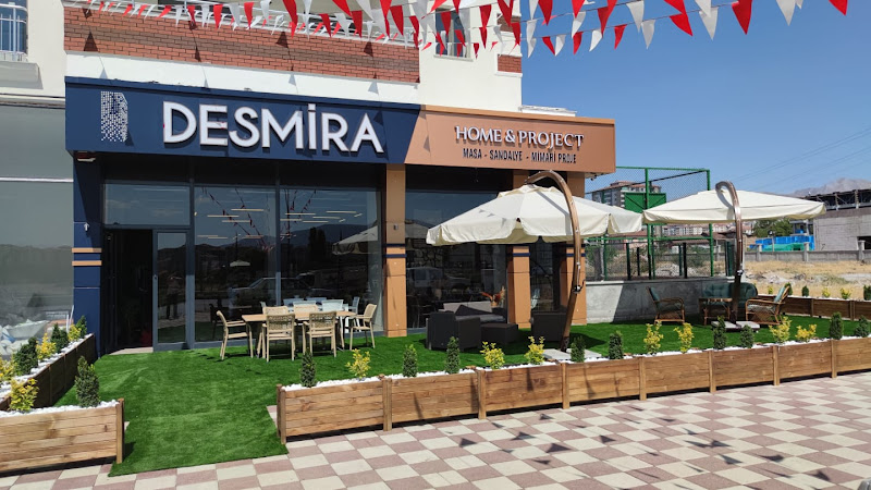 Desmira Home & Project