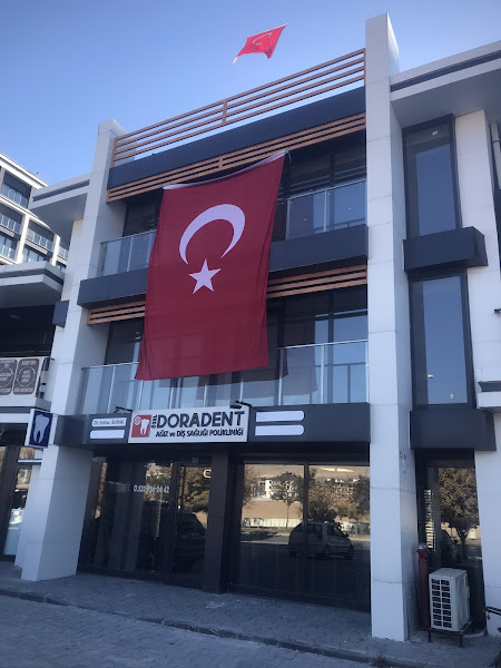 Diş Hekimi Ahmet Demirköprülü (Konya Estetik Diş Hekimi, Konya İmplant, Konya Lamine Diş, Konya Gülüş Tasarımı)