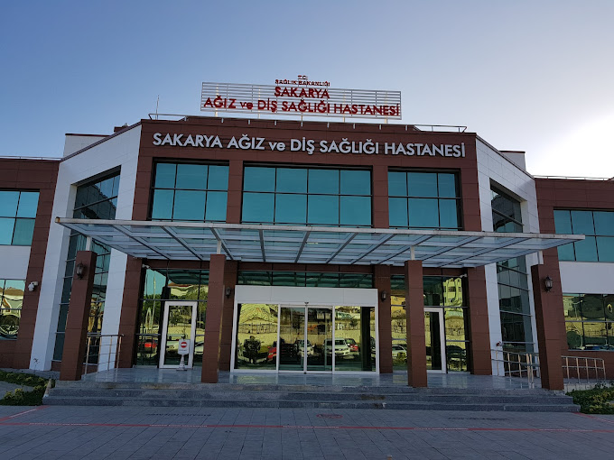 Diş Hekimi Çiğdem Tosun