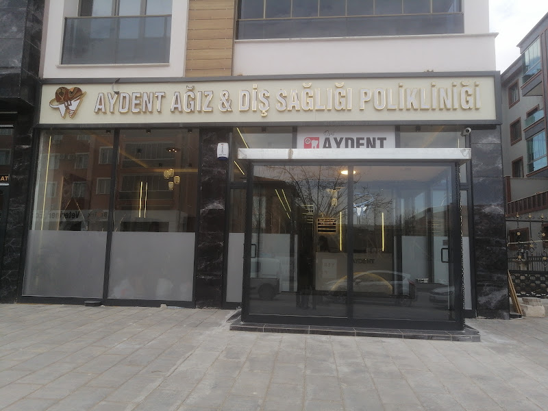 DİŞ HEKİMİ KÜBRA YAŞAR ORAL