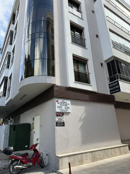 Diş Hekimi Muammer Küçük Bodrum Açık Diş Kliniği