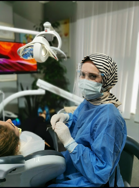 Diş Hekimi Zehra Sude Altıntaş Kliniği