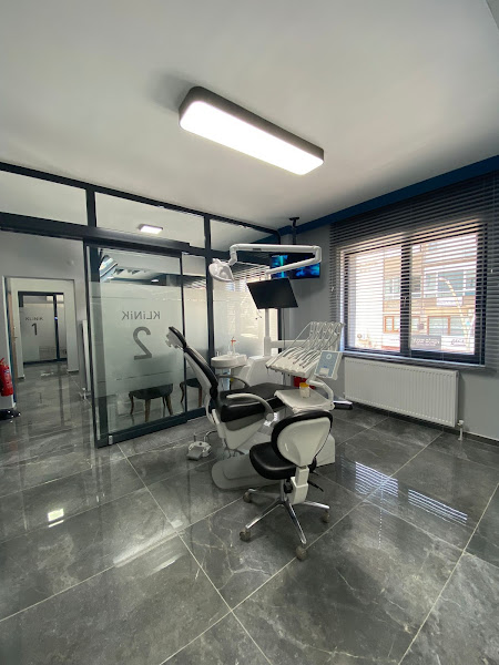 Dr. Aydın Şivet aydın şivet diş kliniği