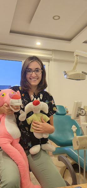 Dr. Dt. Ayşegül TOLA YILDIRIM