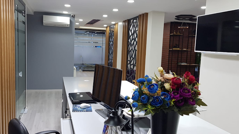 Dt. Mazlum Akdaş Diş Kliniği