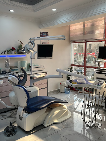 Ebru Boynukalın EDİS - Erzincan Diş Kliniği