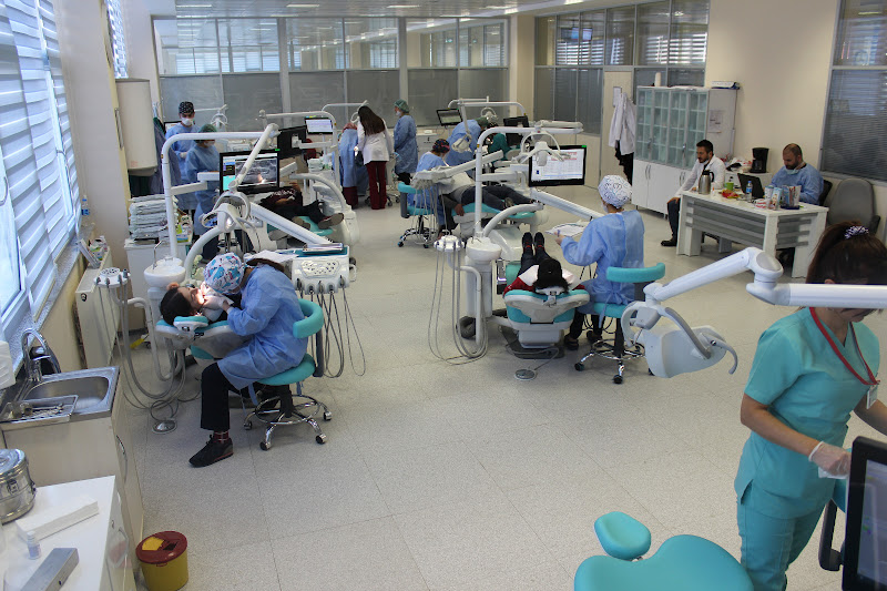 Emre Erdoğan Diş Kliniği