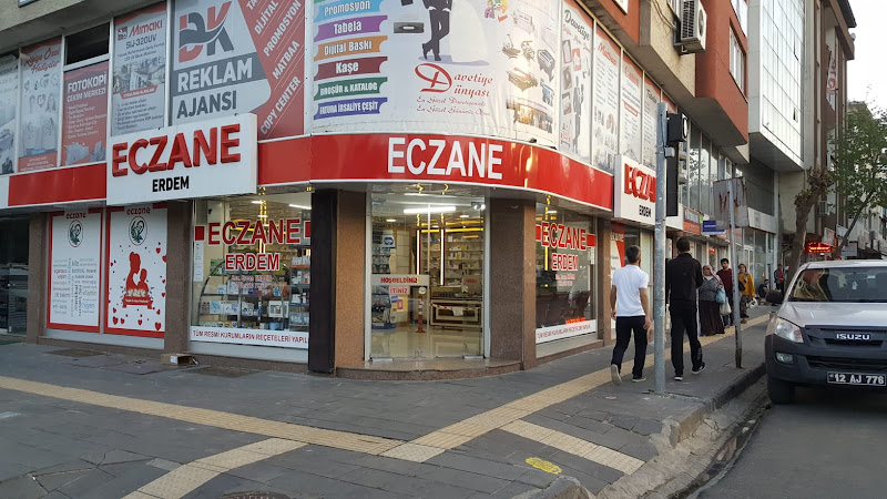 Erdem Eczanasi
