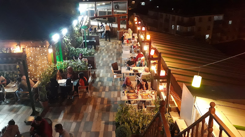 Eyfel Cafe & Restaurant