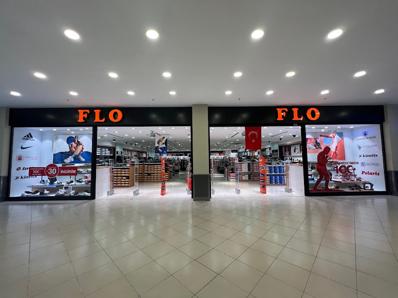 FLO Artvin İstanbul Bazaar AVM Mağazası