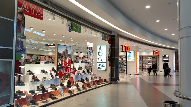 FLO Eskişehir Vega Outlet Mağazası