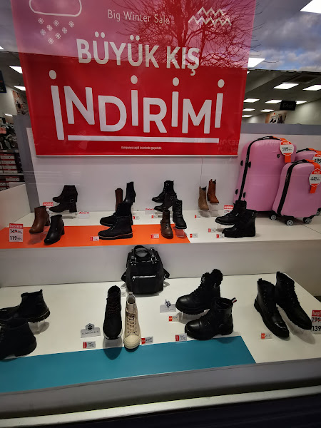 FLO İzmit Outlet Center Mağazası