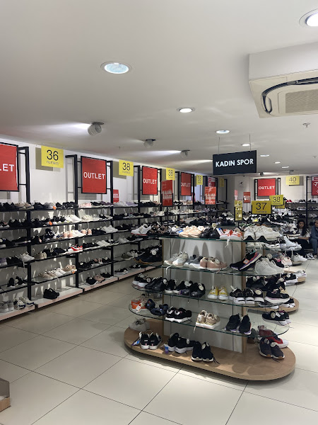 FLO Kuvayi Milliye Cadde Mağazası