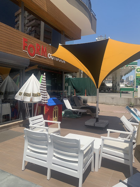 FORM OUTDOOR