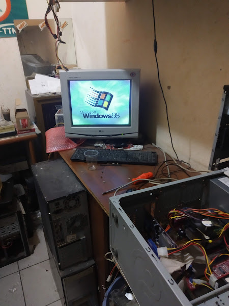 Gaziantep İcomputer Bilgisayar ve Laptop Tamiri Projeksiyon Cihazı Tamiri PlayStation Tamiri Onarım Servisi 40 Yıllık Tecrübe